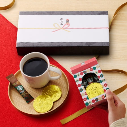 [お歳暮ギフト] 今年お世話になったあの人へ、感謝の気持ちを込めたギフトを。お歳暮にぴったりなのし付きアソートセットもご紹介します。