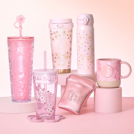 [2.18(Wed)～] 繊細に描かれた桜ときらめきが印象的なグッズが登場。