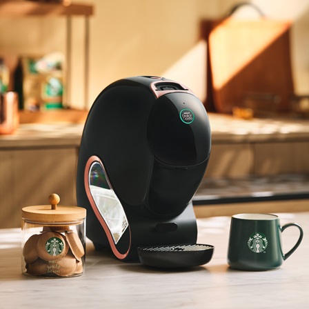 [新商品情報] おうちで始める、スターバックスの一杯。マシンとポッドに、ロゴ入りアクセサリーが揃ったスターターセット。